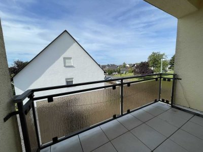 Schöne und gepflegte 2-Zimmer-DG Wohnung mit Balkon in Boppard-Buchholz