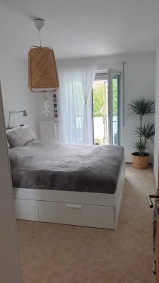 Vermiete helle 2,5-Zimmer Wohnung mit tollem Südbalkon