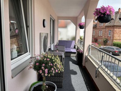 Traumhafte Wohnung mit Balkon + 2 Stellplätzen!