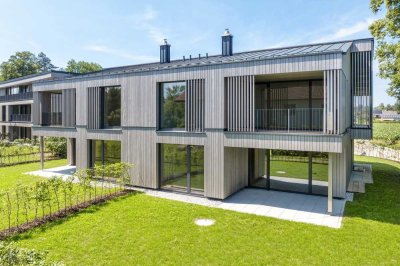 Bezugsbereiter Neubau: Nachhaltige Villen-Hälfte mit edler Design-Ausstattung