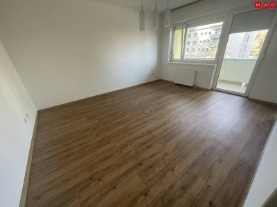 Geräumige Zweizimmerwohnung mit Küche und Balkon!