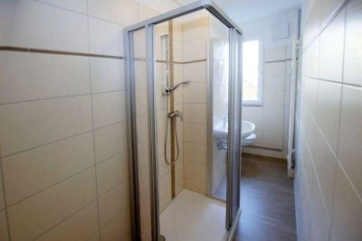 Moderne Erdgeschosswohnug,2 Zimmer, Balkon, ruhige Lage