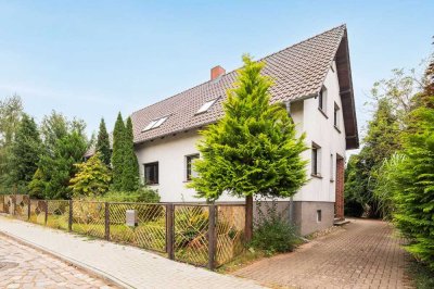 Ein-/Zweifamilienhaus zentrumsnah in Müncheberg - Mit Keller, Garage, Rollladen, großem Garten