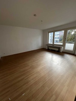 Nachmieter zum 01.02.25 gesucht: Attraktive 3-Zimmer-Wohnung mit Balkon in Duisburg