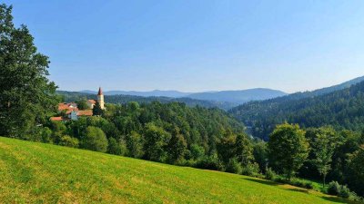 Großzügiges, vielseitig nutzbares Anwesen (ohne Maklerprovision)