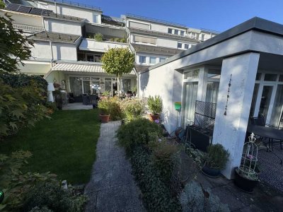 Attraktive Erdgeschosswohnung mit 3,5 Zimmern und Garten