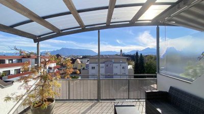 Exklusive Dachterrassenwohnung mit Aufzug, Garage und herrlichem Bergblick