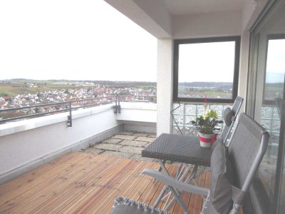 Sonnige, exklusive 3,5 Zimmer PENTHOUSE-Wohnung mit Wintergarten und 2 Garagen