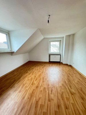 " Willkommen zuhause : Gemütliche 3 Zimmer Wohnung in zentraler Lage Mülheims! "