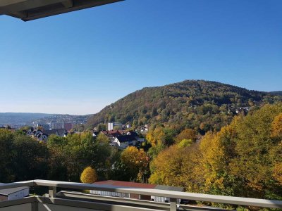 3 Raum Wohnung mit EBK und Balkon