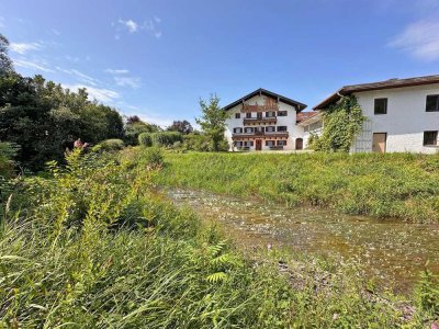 Großzügiges Anwesen in idyllischer Lage - Wohnen und Arbeiten im Einklang