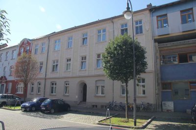 **helle 3-Raum-Wohnung mit Einbauküche u. mit Balkon**Dessau Nord