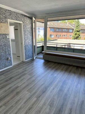 2 Zimmer Wohnung - Dreikönigenviertel - mit Balkon (K781R) E0422