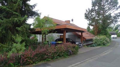 Schönes Architekten- Einfamilienhaus mit geh. Innenausstattung