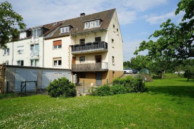 Vermietetes 3-Familienhaus mit 3 Garagen auf Erbpachtgrundstück in Leverkusen-Bürrig!
