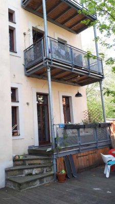 in Elbnähe: wunderschöne Maisonette mit FB-Heizung, 2 Balkonen und großer Terrasse