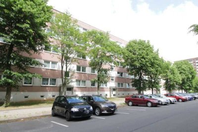 Einzug sofort möglich - 3-Raumwohnung mit Balkon