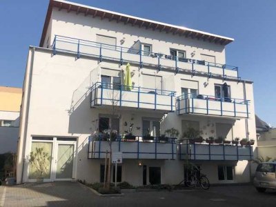 FRISCH RENOVIERTE 3-ZIMMER-WOHNUNG IN RUHIGER LAGE VON WIESBADEN-BIEBRICH!