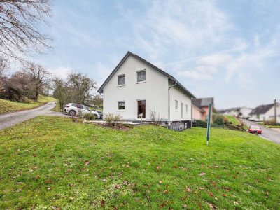 Gepflegtes Einfamilienhaus am Ortsrand von Holzbach