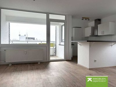 Erstbezug nach Sanierung: Gemütliches Apartment mit Einbauküche.