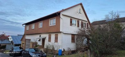 Perfekt für Heimwerker - Einfamilienhaus mit großem Anbau - und Garten mit Baufenster