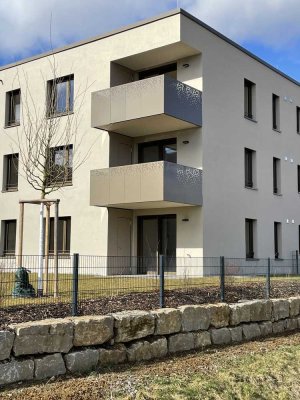 helle 3-Zimmerwohnung zum Erstbezug mit Balkon und Einbauküche