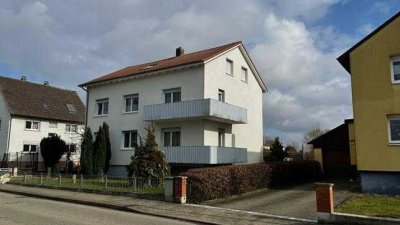 Gut vermietetes 3-Familienhaus in Legelshurst mit Baugrundstück