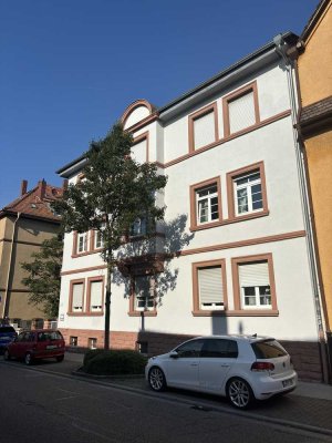 Stilvolle Altbauwohnung in bester Innenstadtlage