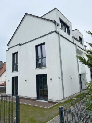 Premium 5 Zimmer Einfamilienhaus in Eschborn-Niederhöchstadt