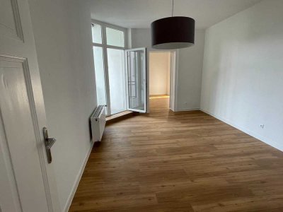 sanierte 4 Zimmer Altbauwohnung vor den Toren Buckaus