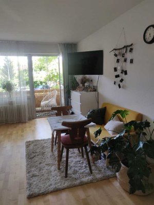 Exklusive, gepflegte 1-Zimmer-Wohnung mit Balkon und Einbauküche in Freilassing