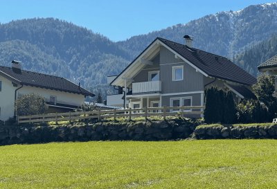 *PROVISIONSFREI* frisch renoviertes Einfamilienhaus mit Einliegerwohnung