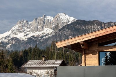 Neubau-Chalet in sonniger Ruhelage mit Kaiser-&amp; Hornblick