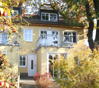 4-Zi.-Doppelhaushälfte mit Gartenanteil und 2 Terrassen in Berlin-Rahnsdorf - Nahe Müggelsee!