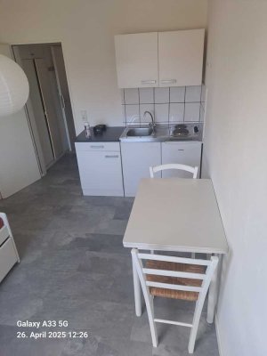 1-Zimmer- Studenten-Wohnung möbliert Uni-Nähe in Göttingen - Weende
