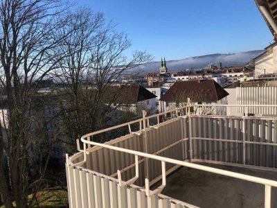 Vorderer Westen: 3-ZKB Endetagenwohnung mit sonnigem Balkon und Blick bis zum Herkules!