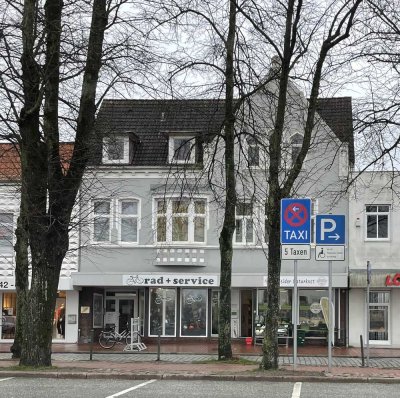 Zentrale, neu renovierte 4-Raum-Wohnung in Heide