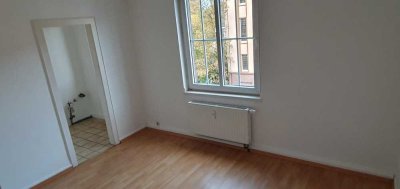 Zwei Zimmer-Wohnung im ruhigen MFH