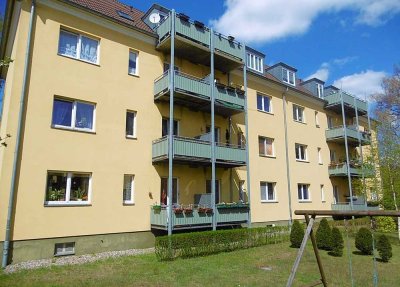 Sonnige 3-Zimmer-Wohnung mit Balkon und Pkw-Stellplatz in Neuruppin