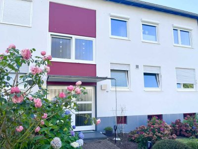 Top Raumaufteilung! 3 Raum Hochparterre Wohnung mit Sonnenbalkon in gepflegter Anlage!