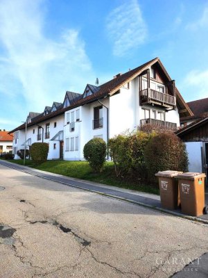 2 Zimmer Dachgeschoss-Wohnung mit Tiefgaragen-Stellplatz