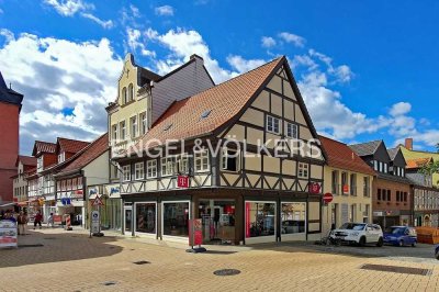 MODERNE 2-3 ZIMMER-WOHNUNG IN HELMSTEDTS ZENTRUM