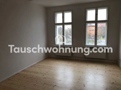 Tauschwohnung: FÖHRER STR. 13, 1 ZKB SANIERTER ALTAU + BALKON