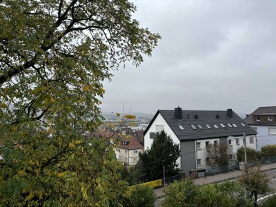 Gemütliche 4 Zimmer Wohnung in Aussichtlage sucht Mieter:in