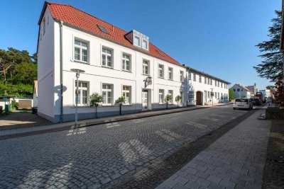 Charmante 3-Zimmer-Altbauwohnung mit Terrasse in ruhiger Lage