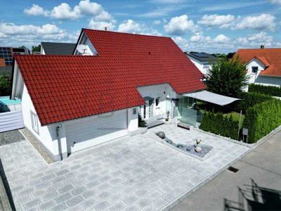 TOP gepflegtes Einfamilienhaus in Ochsenhausen mit Pool und Sauna!! Endenergieverbrauch B