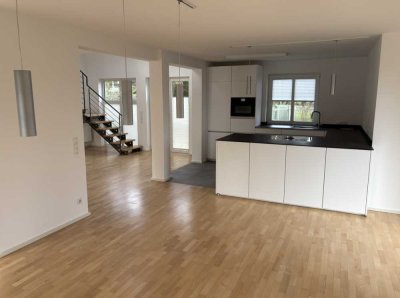 Schöne 3-Zimmer-Maisonette Wohnung in Bonn zu vermieten