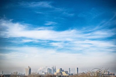 Bezugsfreie 3-Zimmer-Wohnung mit Balkon und Blick über Köln