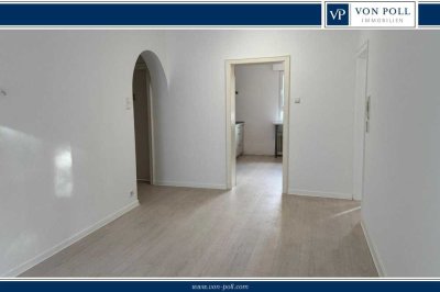 ERSTBEZUG nach Renovierung!!! 4 ZKB-Wohnung mit NEUER Einbauküche - Penthouse Flair !