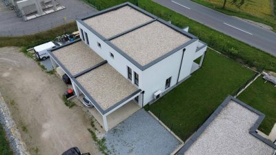 1 neu gebaute Doppelhaushälfte an der Stadteinfahrt Perg - 4 SZ/Doppelcarport,